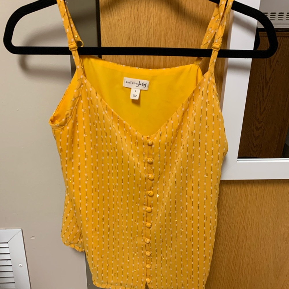 yellow button tank